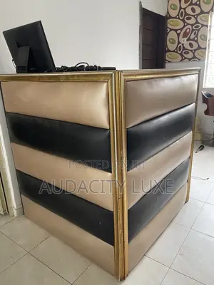 Receptionist Table