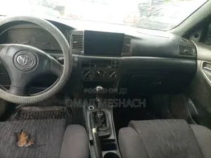 Toyota Corolla 2004 Silver