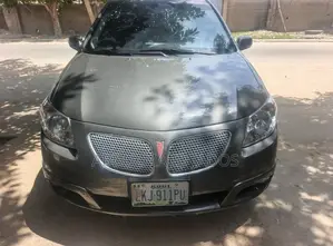 Pontiac Vibe 2005 Gray