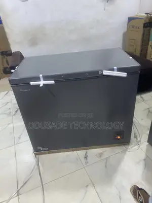 Hisense Large Chest Freezer 250L