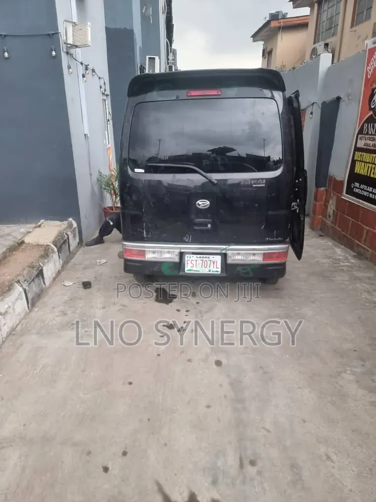 Daihatsu Hijet 2008 Black