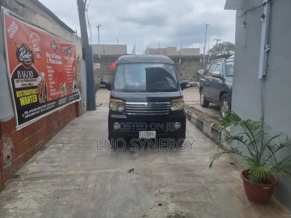 Daihatsu Hijet 2008 Black