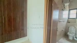 4bdrm Townhouse / Terrace in Banana Island for rent
