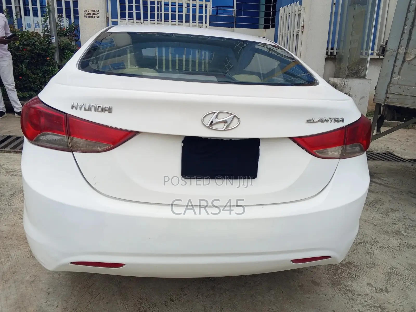 Hyundai Elantra 2013 White