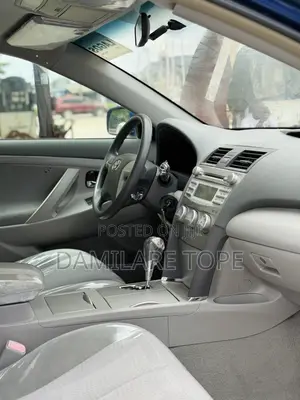 Toyota Camry LE 4dr Sedan (2.5L 4cyl 6AM) 2010 Blue