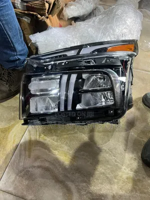 Headlight Hyundai Santa Fe 2022