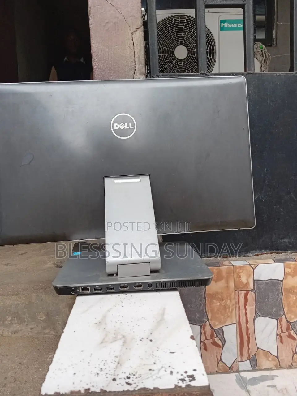 Dell 22 inches Portable Display