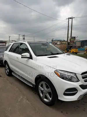 Mercedes-Benz GLE-Class GLE 350 2017 White