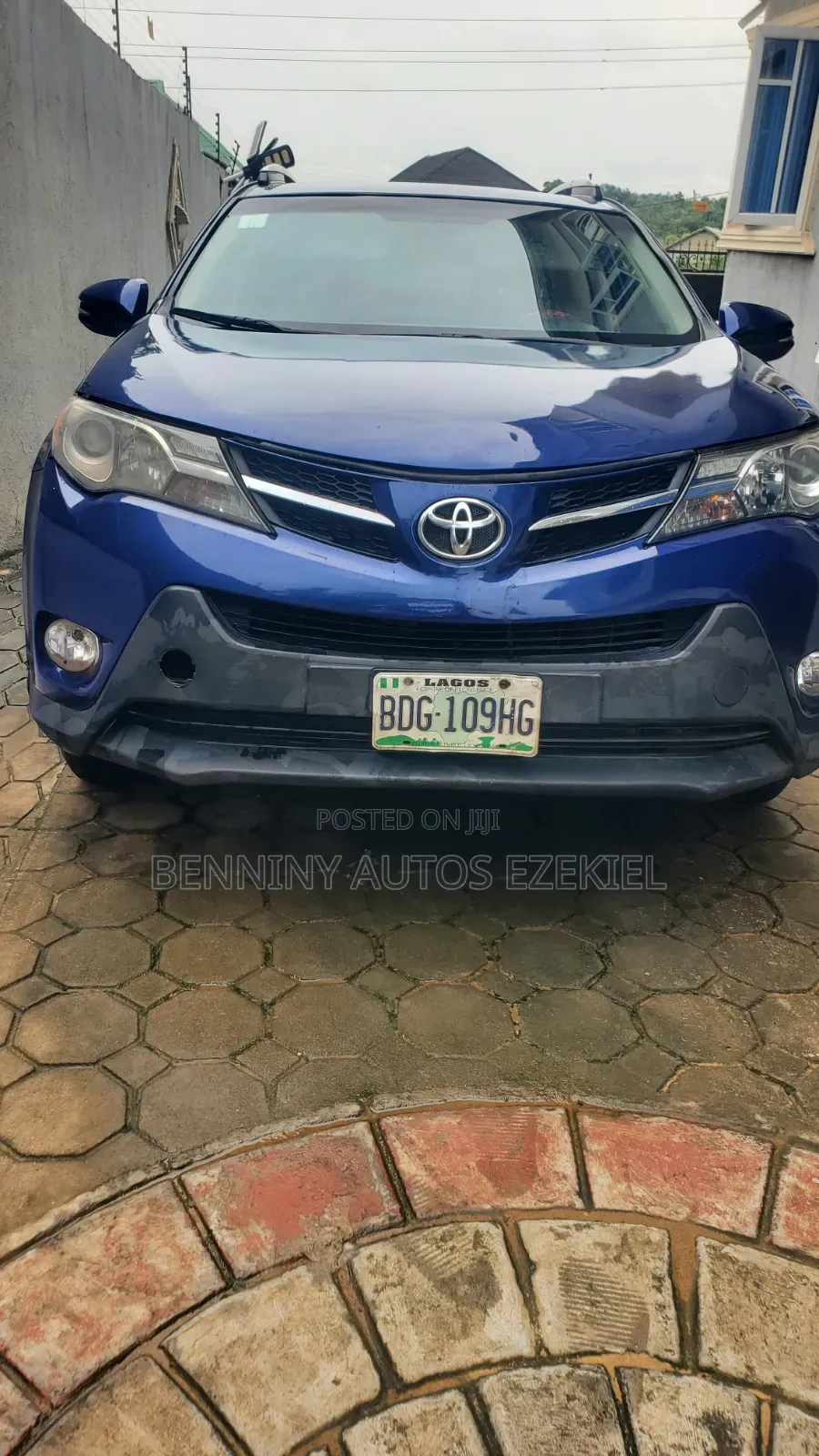 Toyota RAV4 2016 Blue