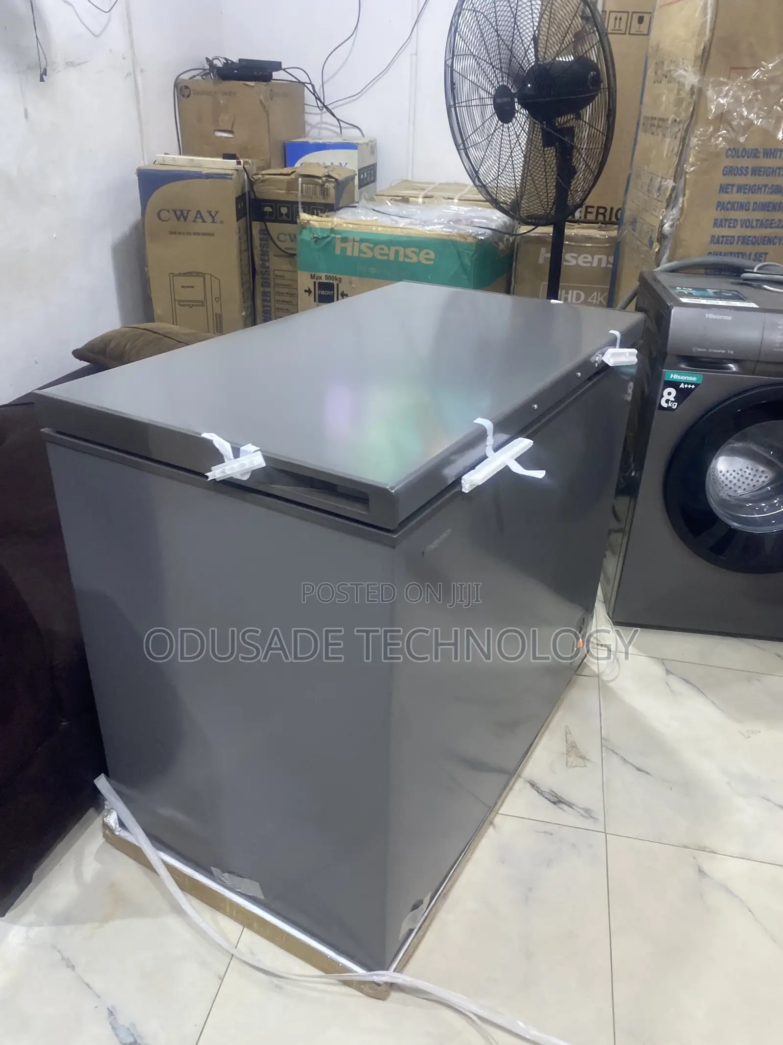Hisense Commercial Chest Freezer 250L