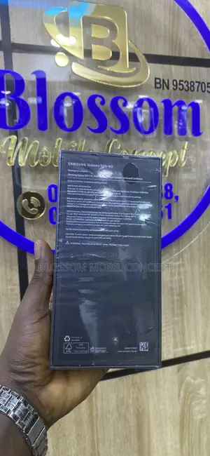 New Samsung Galaxy S20+ 5G 128 GB Black