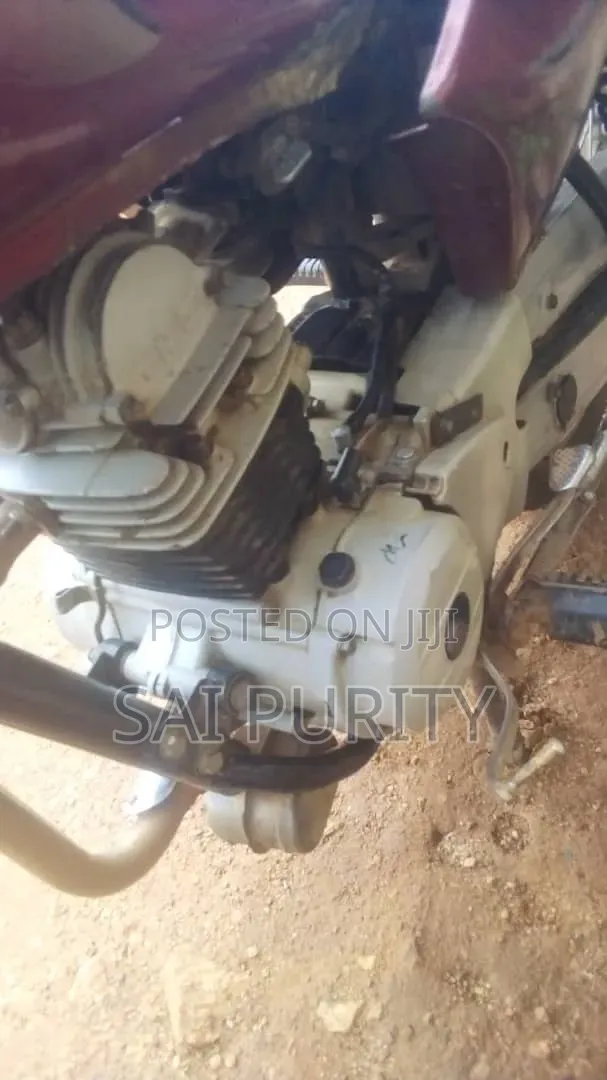 Bajaj Boxer 2019 Red