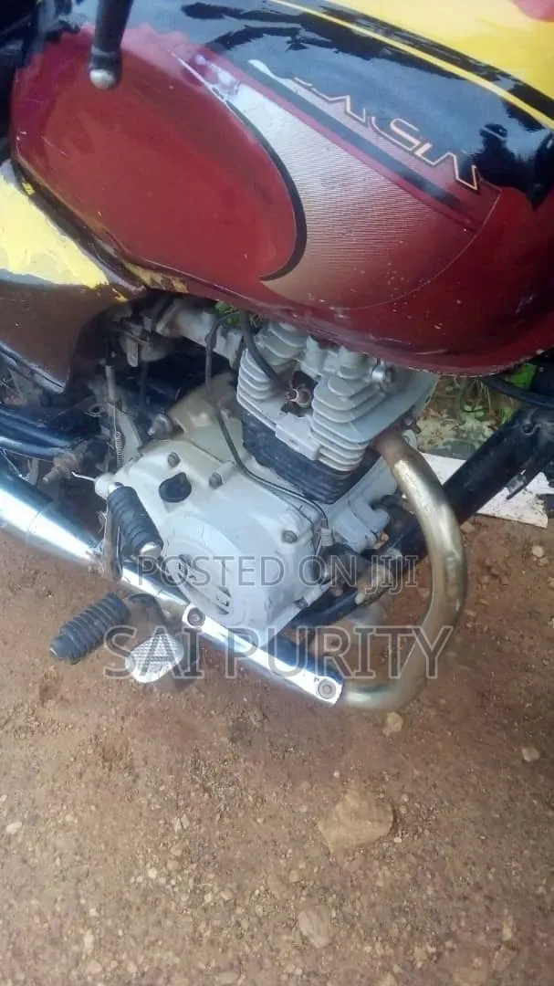 Bajaj Boxer 2019 Red