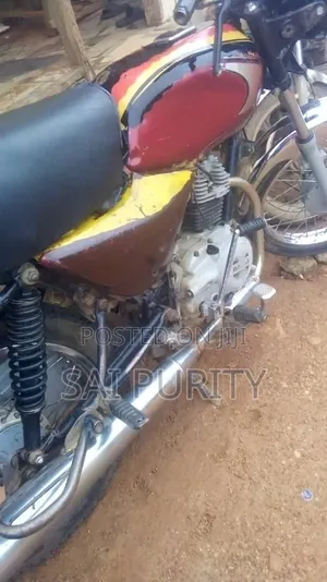 Bajaj Boxer 2019 Red