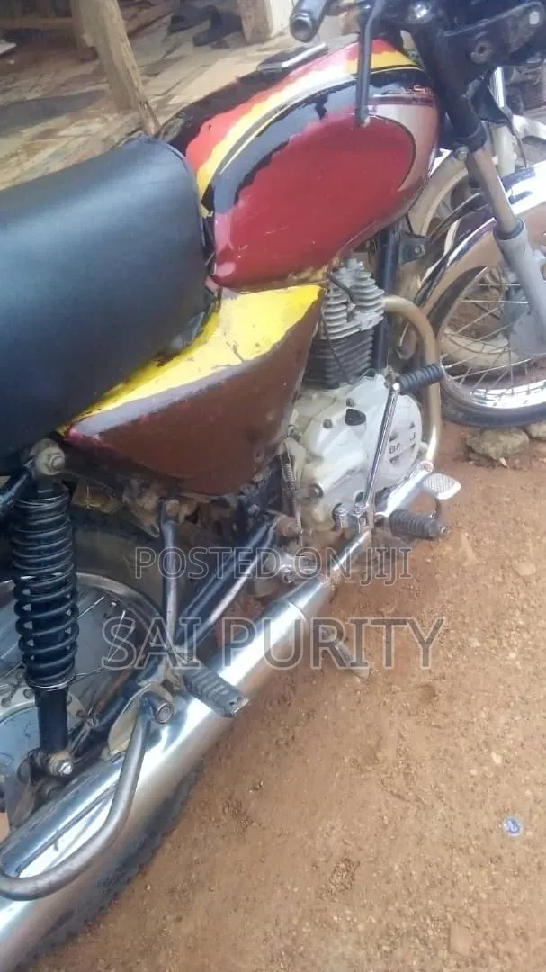 Bajaj Boxer 2019 Red