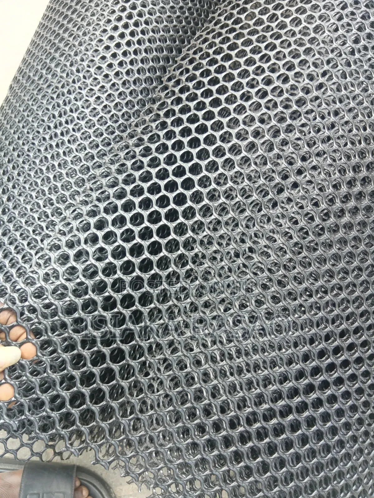 10mm 1.5 by 30m Plastic Wire Mesh
