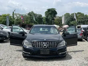 Mercedes-Benz C300 2014 Black
