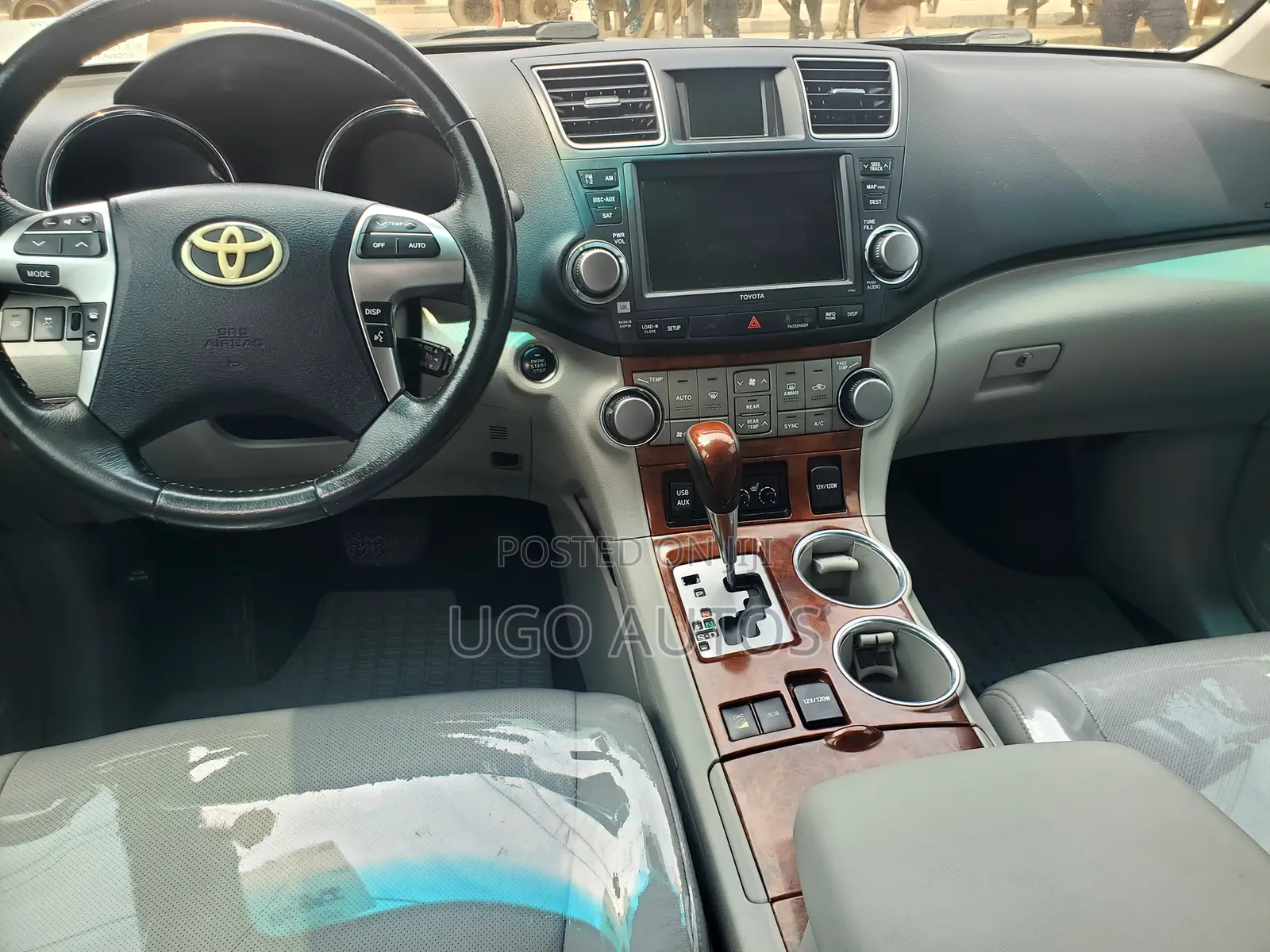 Toyota Highlander Limited 2012