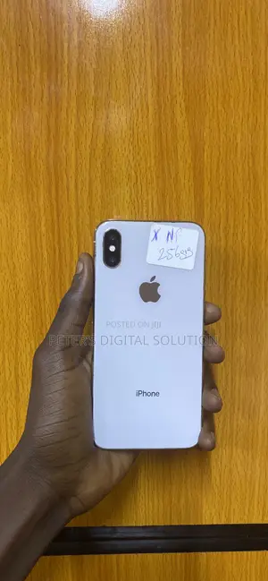 Apple iPhone X 256 GB White