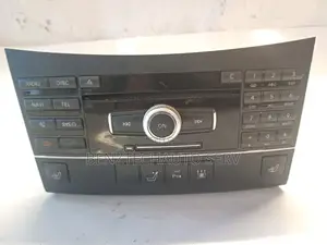C300 Radio 2010/212 E350 Radio