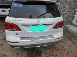 Mercedes-Benz GLE-Class 2018 White