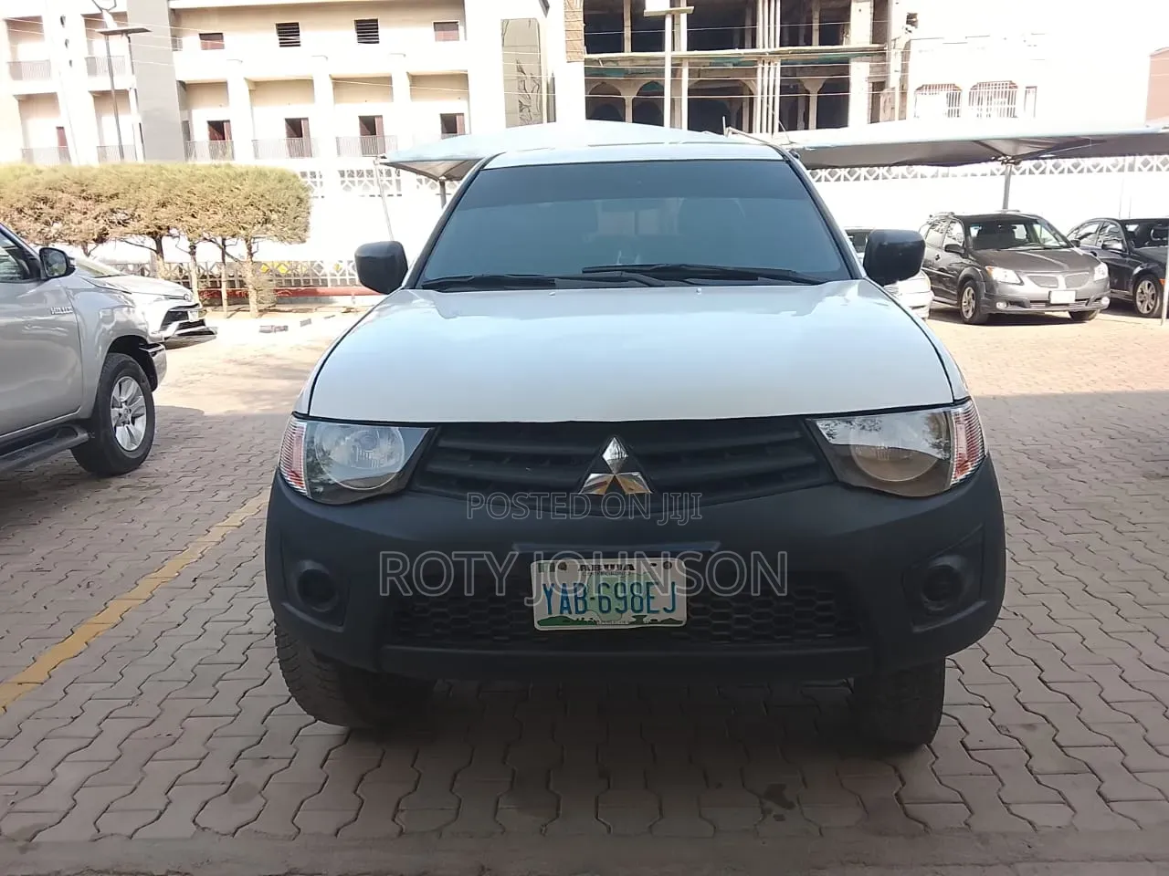 Mitsubishi L200 2003 White