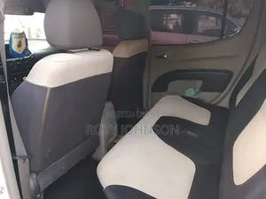 Mitsubishi L200 2003 White