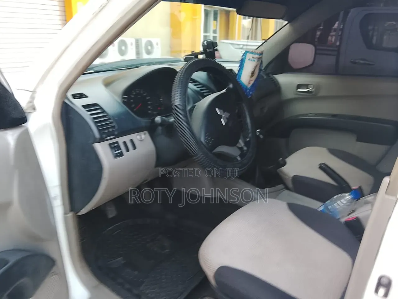Mitsubishi L200 2003 White
