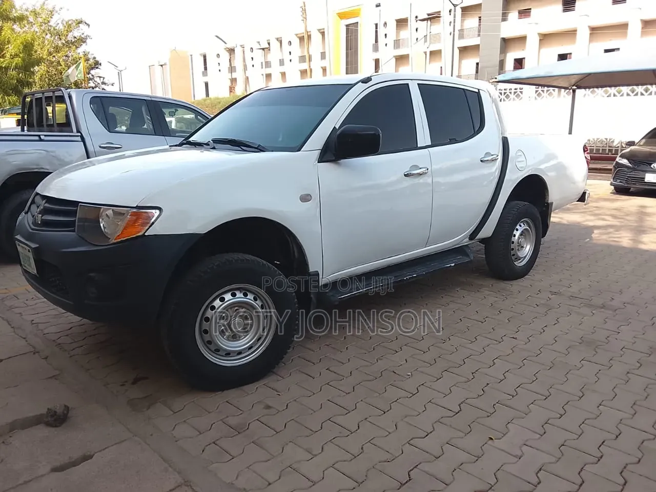 Mitsubishi L200 2003 White