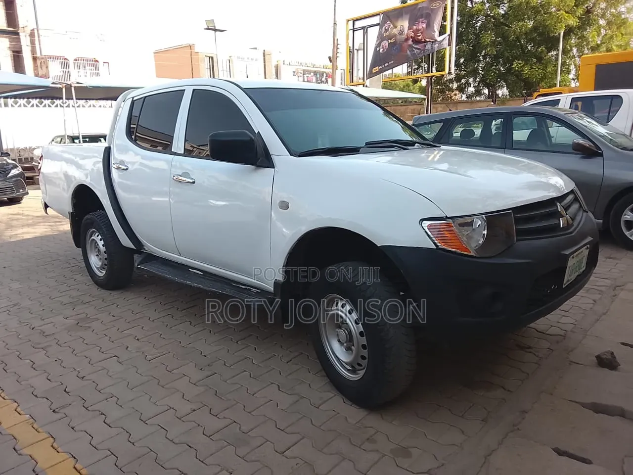 Mitsubishi L200 2003 White