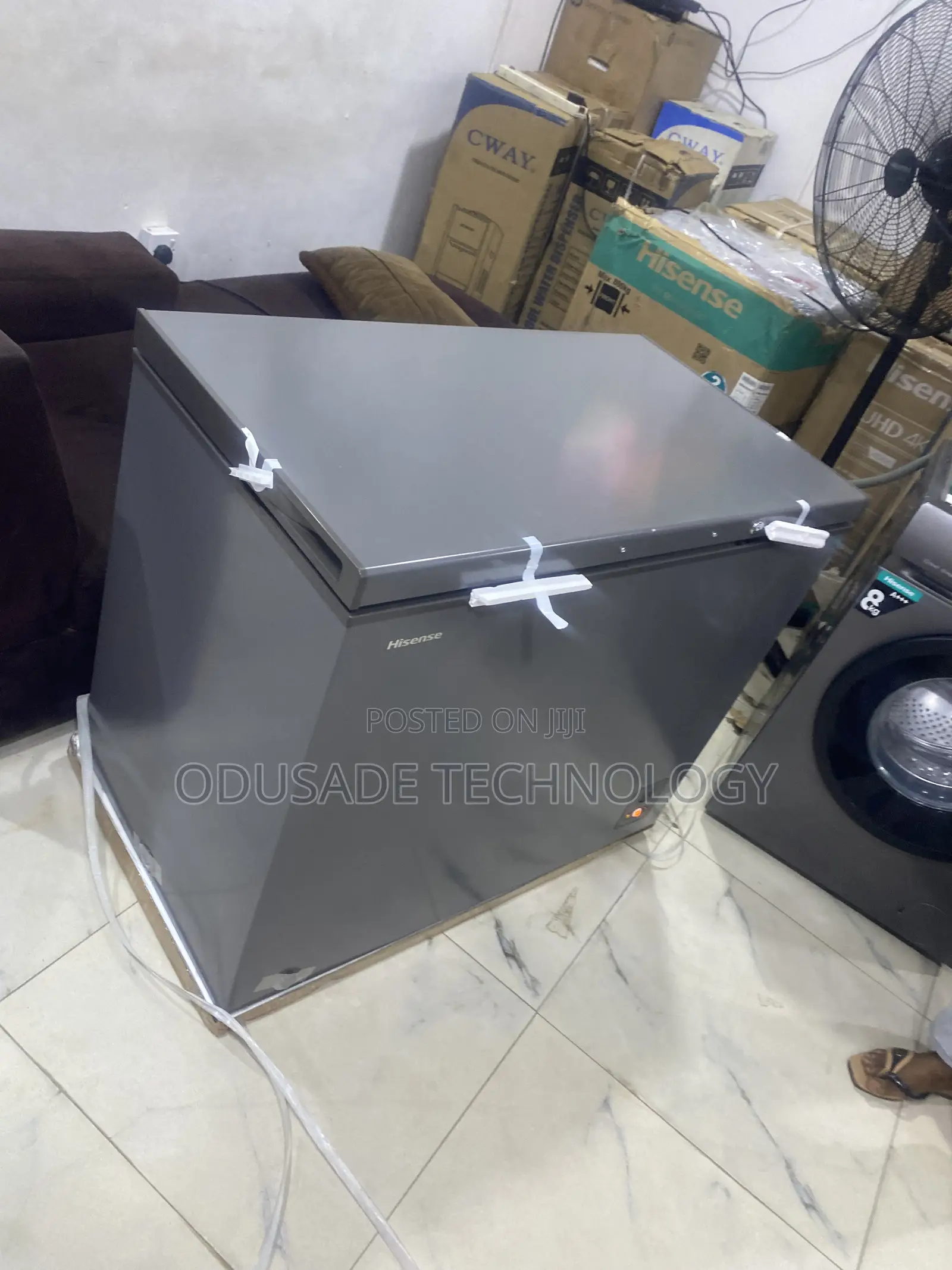 Hisense Chest Freezer With Lock 250L