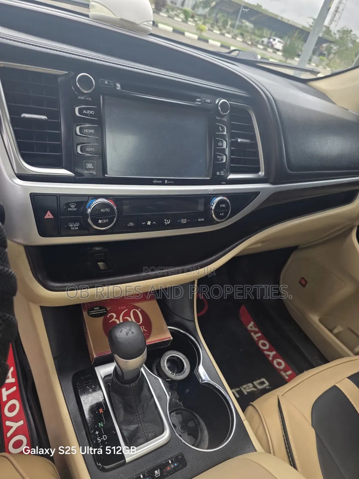 Toyota Highlander 2016 Black
