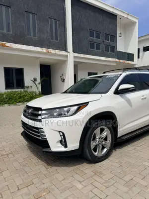 Toyota Highlander Limited 4dr SUV (3.5L 6cyl 6A) 2015 White