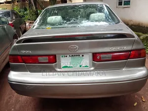 Toyota Camry 2002 Gray