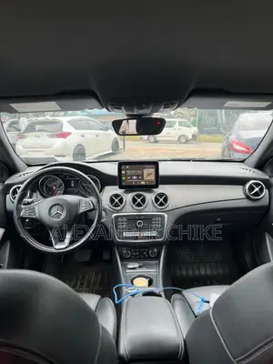 Mercedes-Benz GLA 250 2018 Black