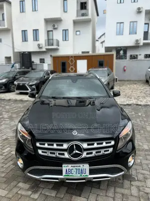 Mercedes-Benz GLA 250 2018 Black