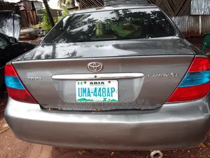 Toyota Camry 2004 Gray