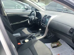 Toyota Corolla 2009 Silver