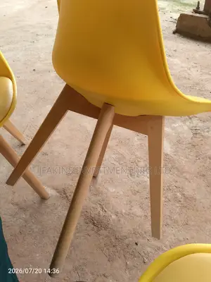 Executive Restaurant Chair
