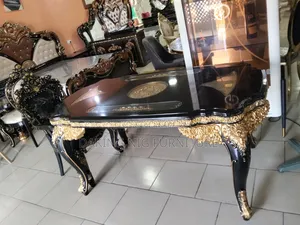By 6 Sitters Black Royal Dining