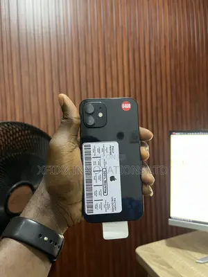 Apple iPhone 12 64 GB Blue