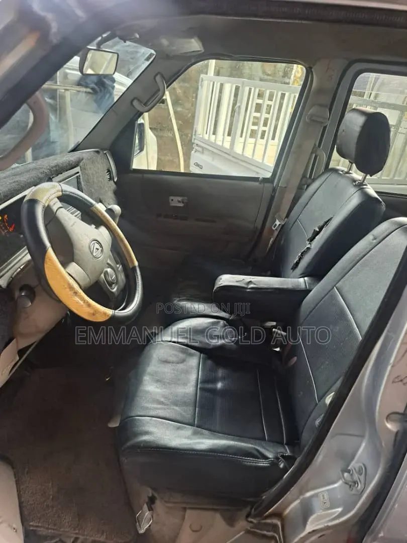 Daihatsu Hijet 2015 Silver