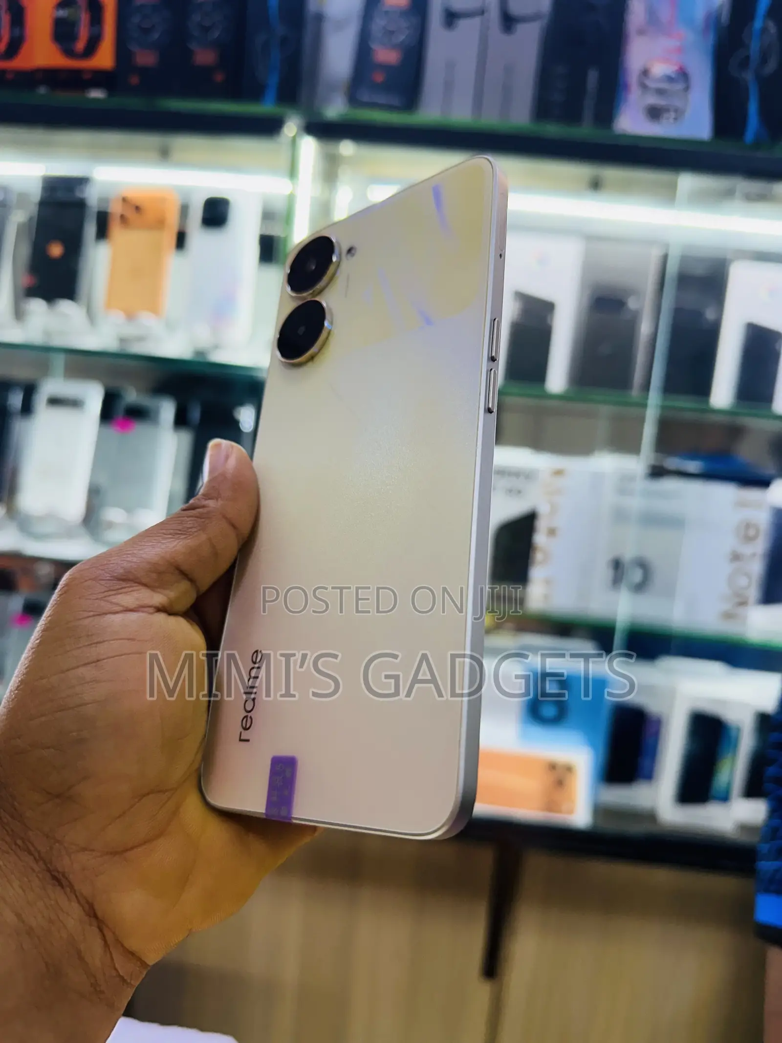 Realme V30 128 GB