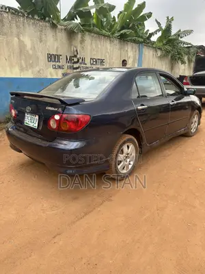 Toyota Corolla 2004 Blue