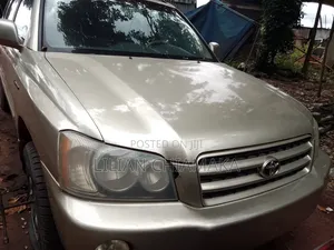Toyota Highlander 2004 Gold