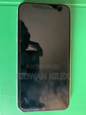 Apple iPhone XR 128 GB White