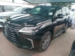 Lexus LX 2017 Black