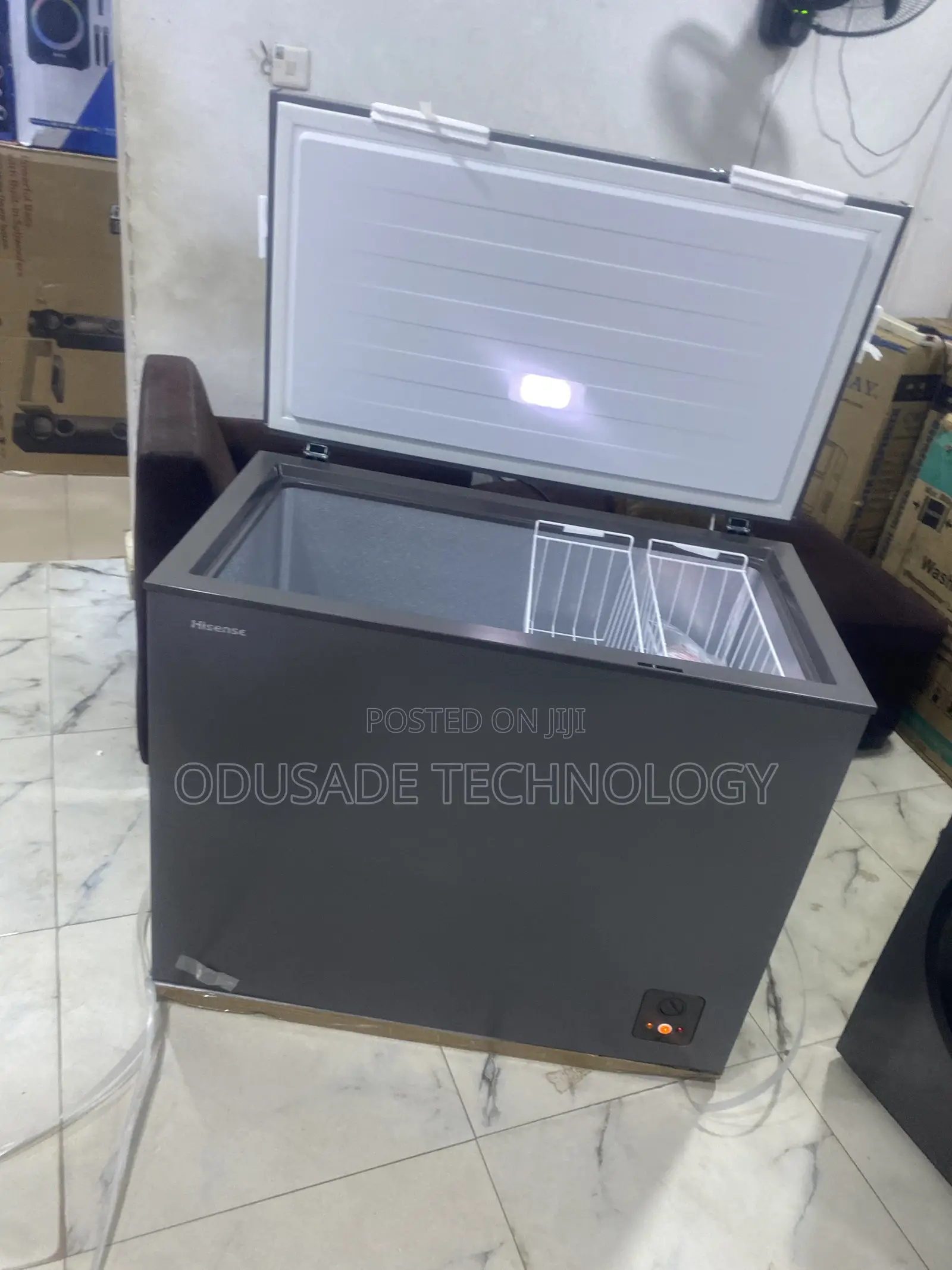 Hisense 250l Modern Chest Freezer Model 340sh