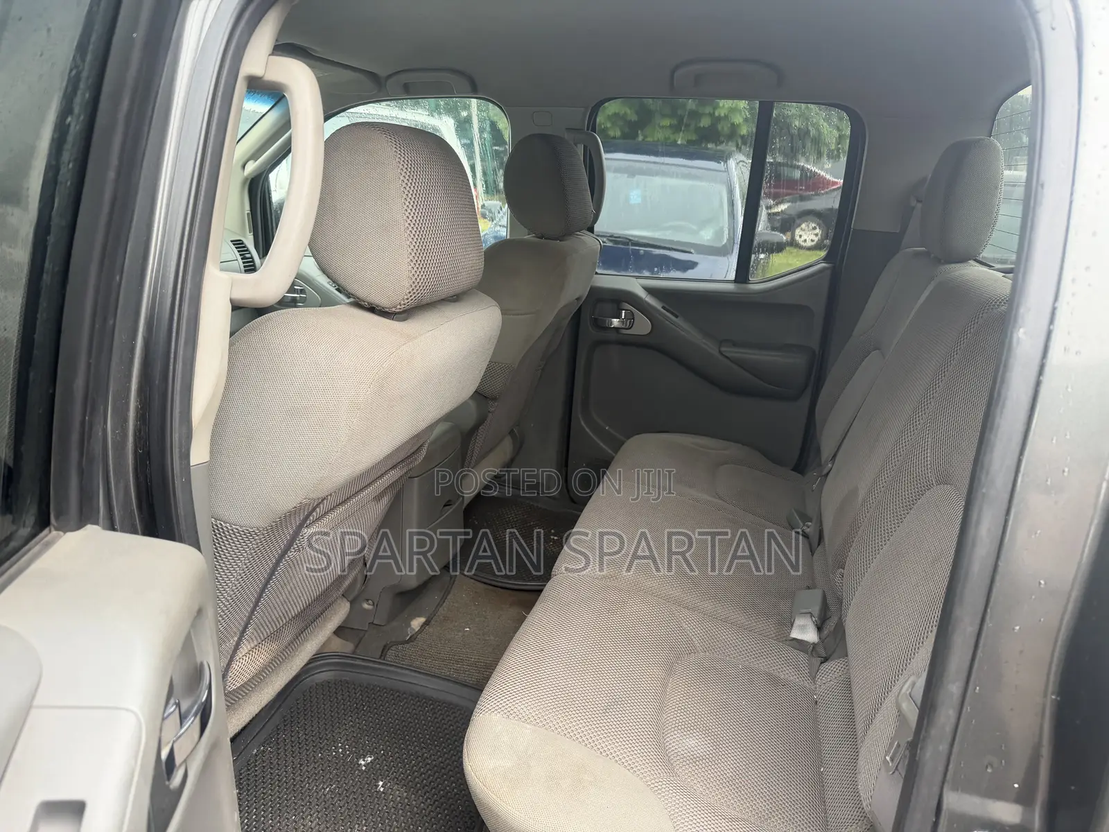 Nissan Frontier 2009 Gray