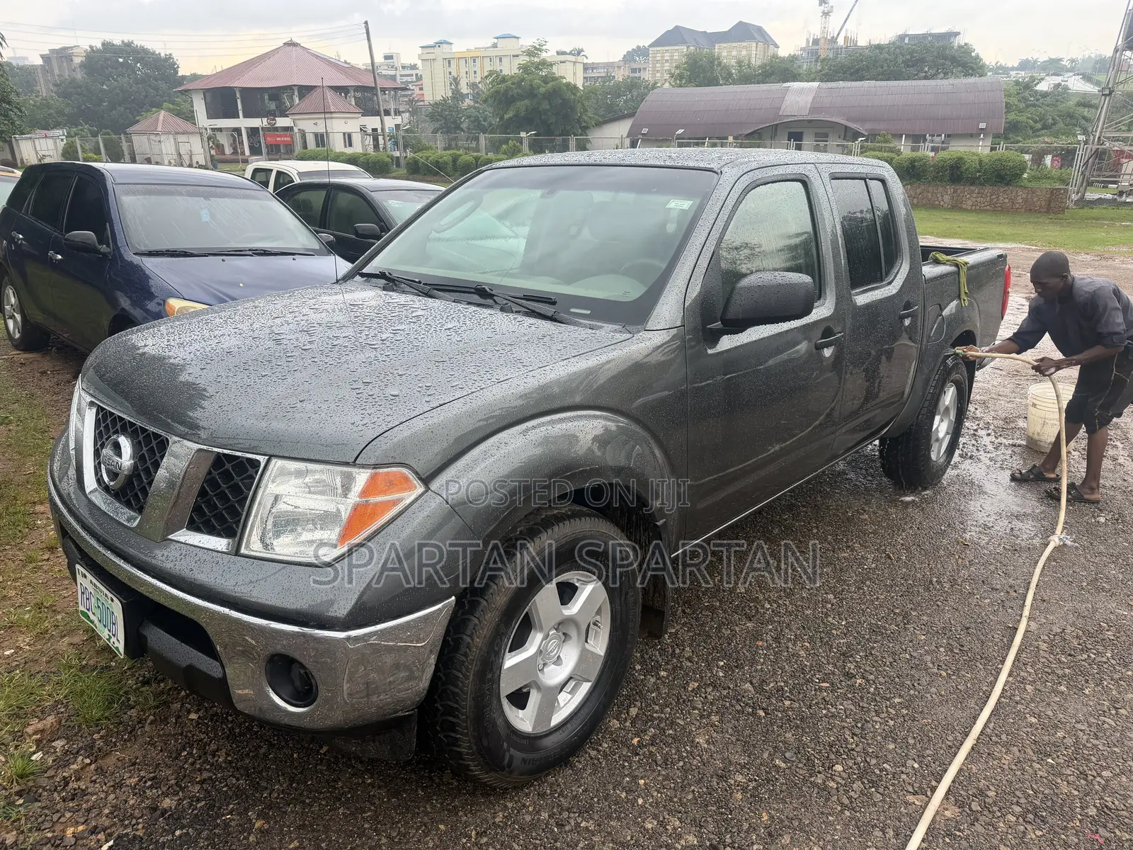 Nissan Frontier 2009 Gray